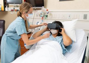 واقعیت مجازی در پزشکی چیست؟ کاربردها، مزایا و آینده VR در سلامت